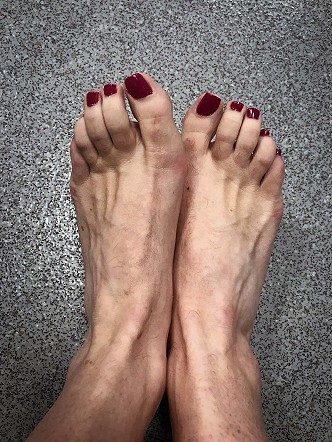Miss Jessica Wood red toenails foot worship