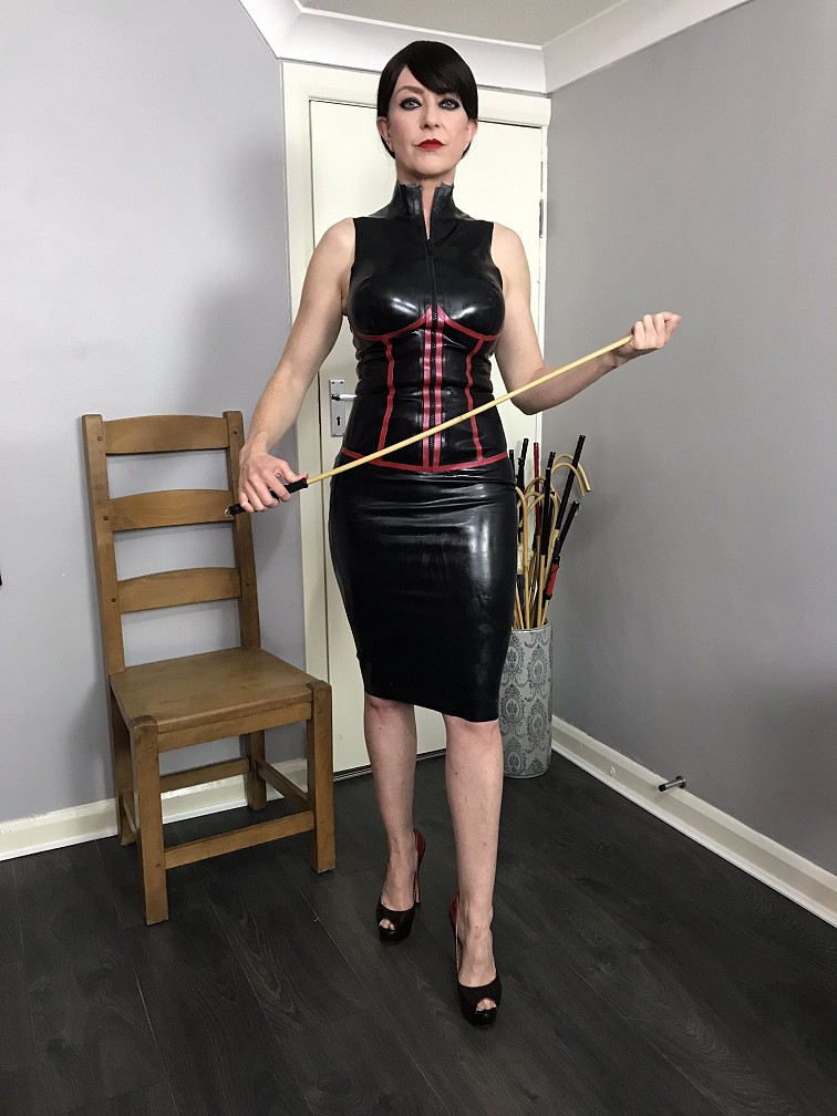 Book your Mistress session 